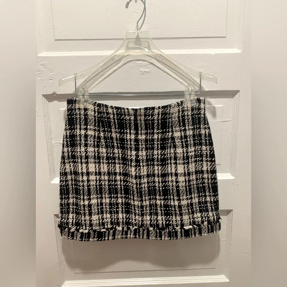 Bundle of Zara Black and White Tweed Jacket & Skirt - Picture 6 of 8